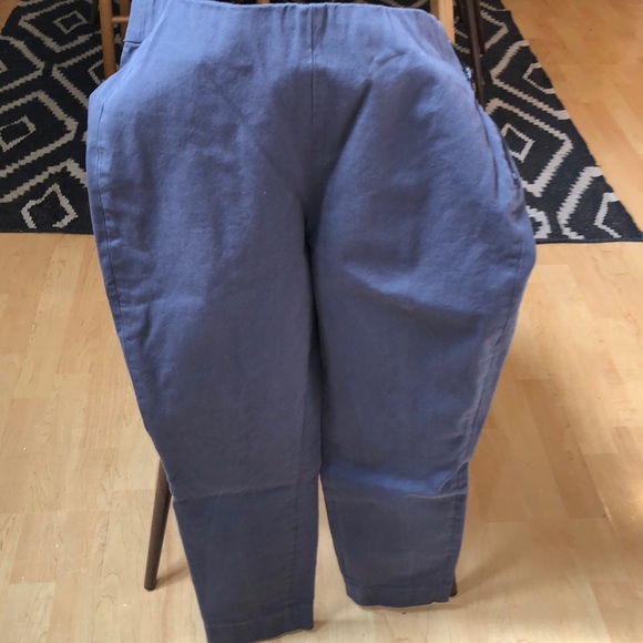 Everlane work pant in slate gray, ankle length. - Picture 3 of 4